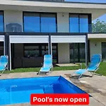 Luxury In Balatonalmadi, Almadi Lux I - Ocean Blue