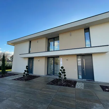 Luxury In Balatonalmádi, Almádi Lux I - Ocean Blue Appartamento Balatonalmádi
