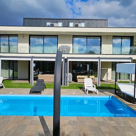 Luxury In Balatonalmádi, Almádi Lux I - Ocean Blue *