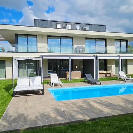 Luxury In Balatonalmadi, Almadi Lux I - Ocean Blue * Balatonalmádi