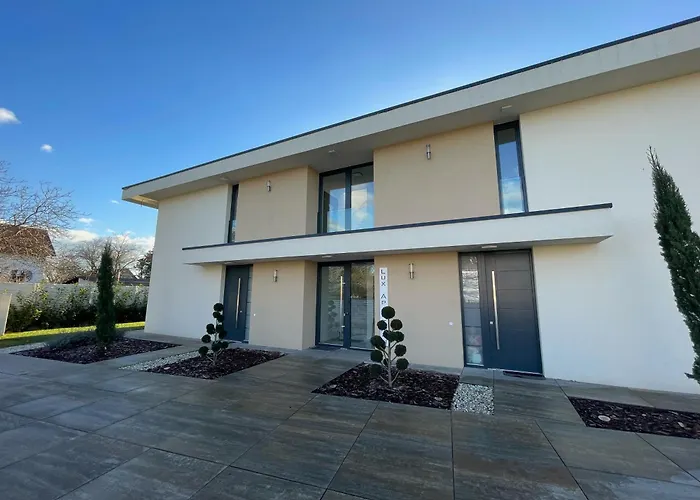 Luxury In Balatonalmádi, Almádi Lux I - Ocean Blue Appartamento Balatonalmádi